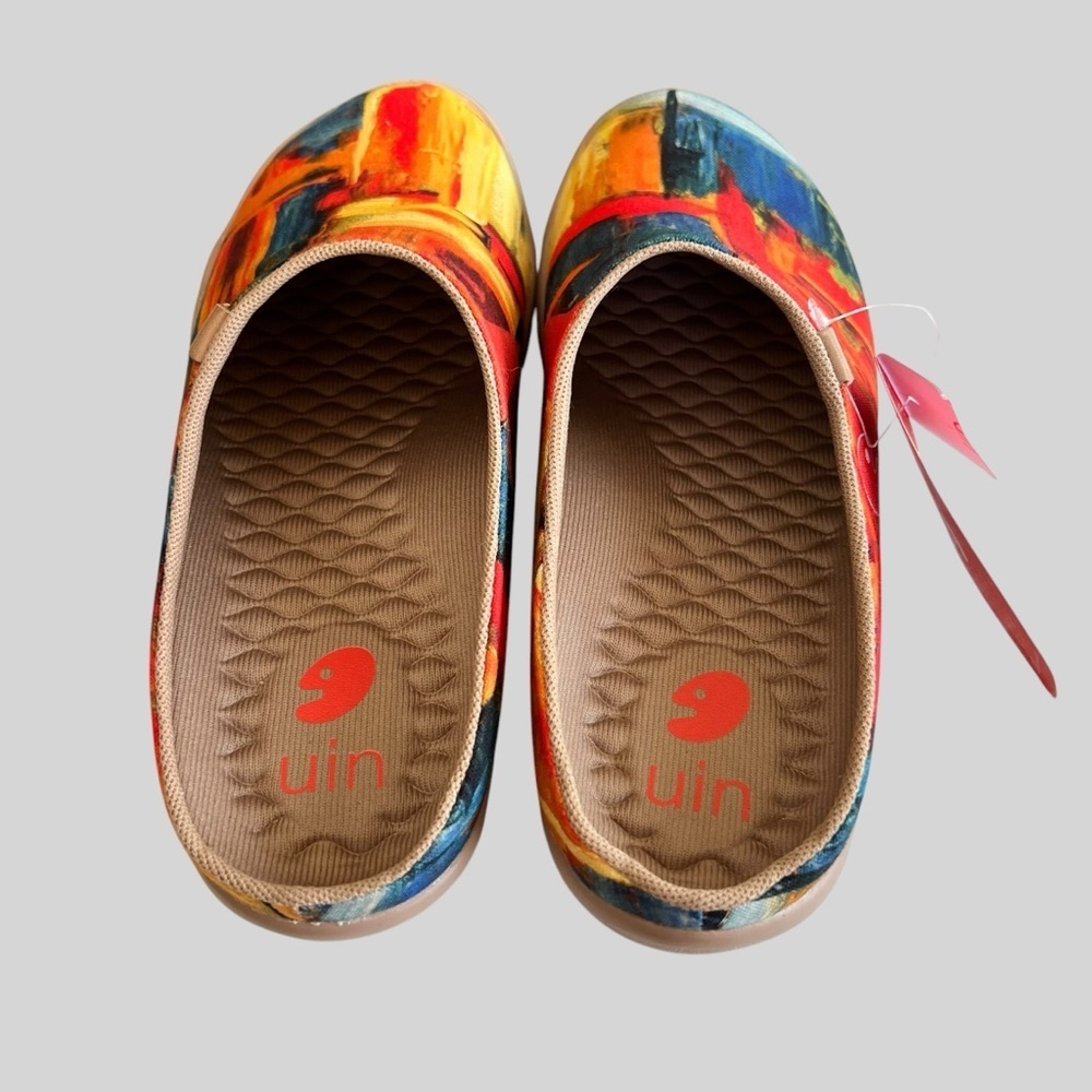 UIN New With Tag Color Zone Slipper Art Painted Canvas Shoes. - Picture 2 of 6